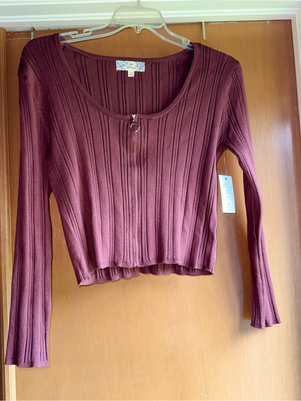 Pink Republic Walnut Ribbed O-Ring Zip Crop Top NWT XL